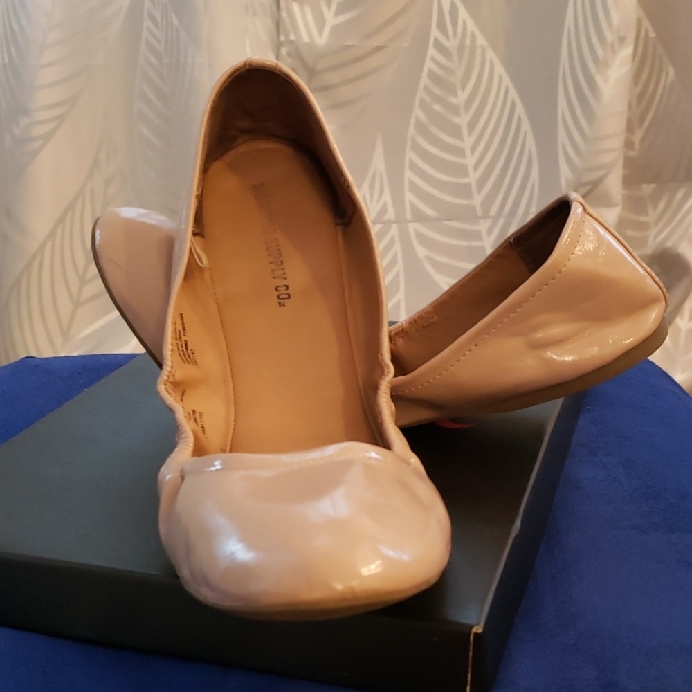 Ballet flats